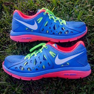 NIKE Air Breeze Women's (Size 9.5) Tennis Shoe